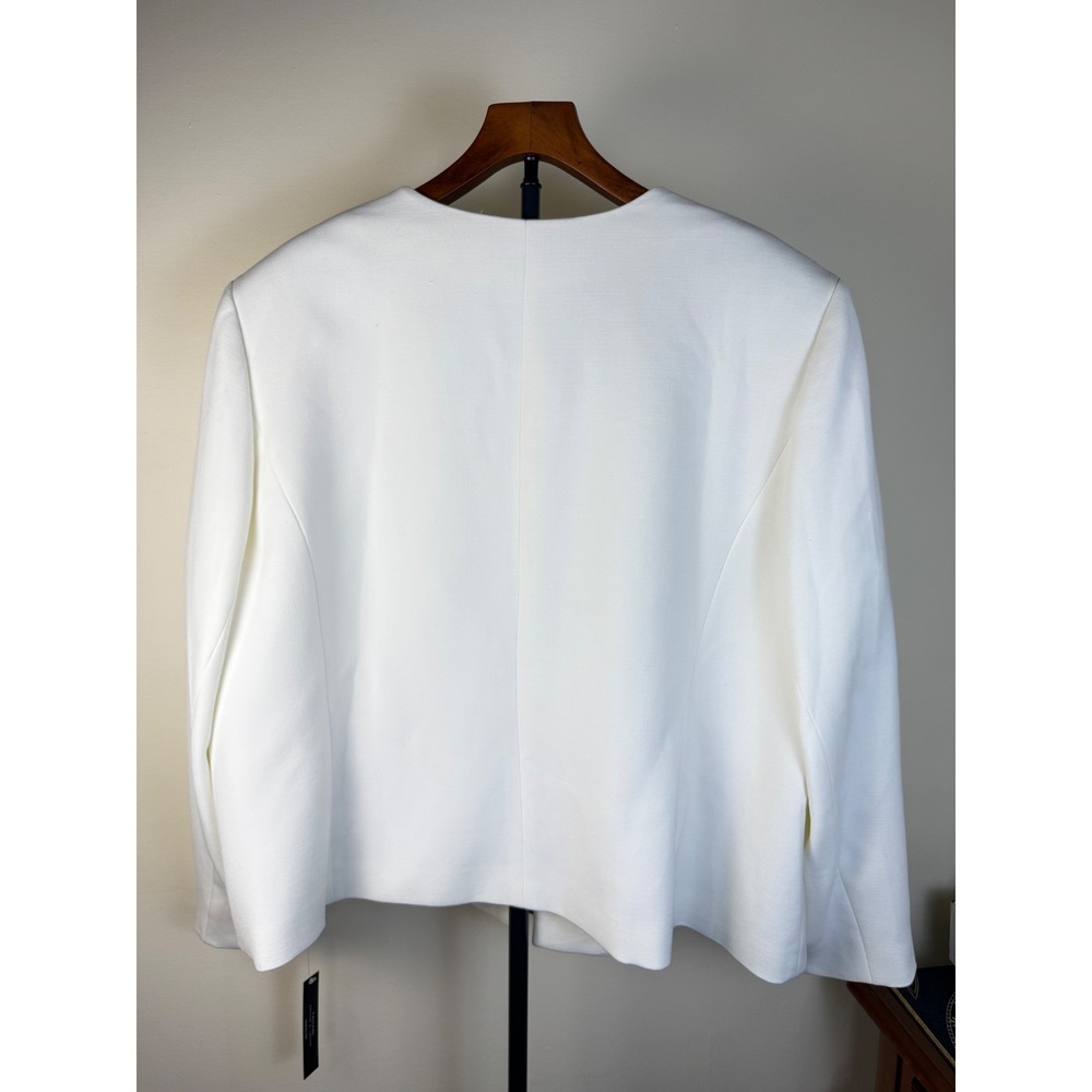 Tahari Arthur Levine Women White Blazer Gold Zip Shoulder Pads size 22W Business - Picture 9 of 15